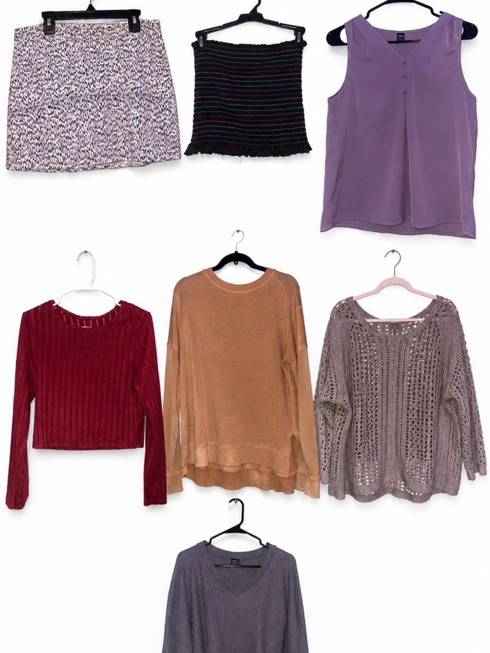 Mixed Women’s Sweater Lot - Assorted Colors